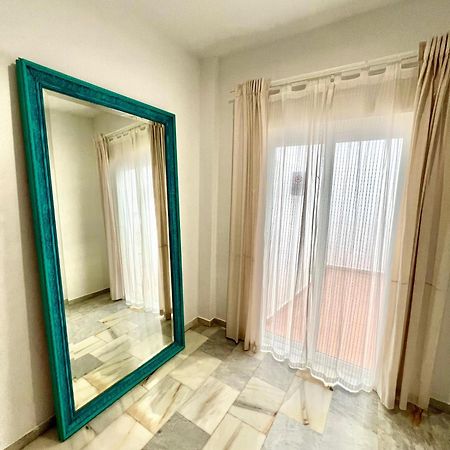 Amazing Apartment City Center - Optional Parking マラガ エクステリア 写真